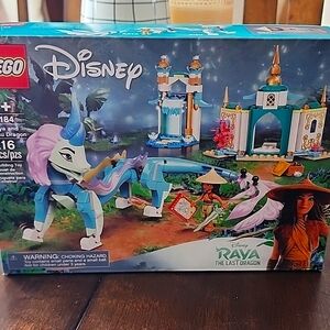 LEGO set  Disney Raya and Sisu Dragon (43184) NEW